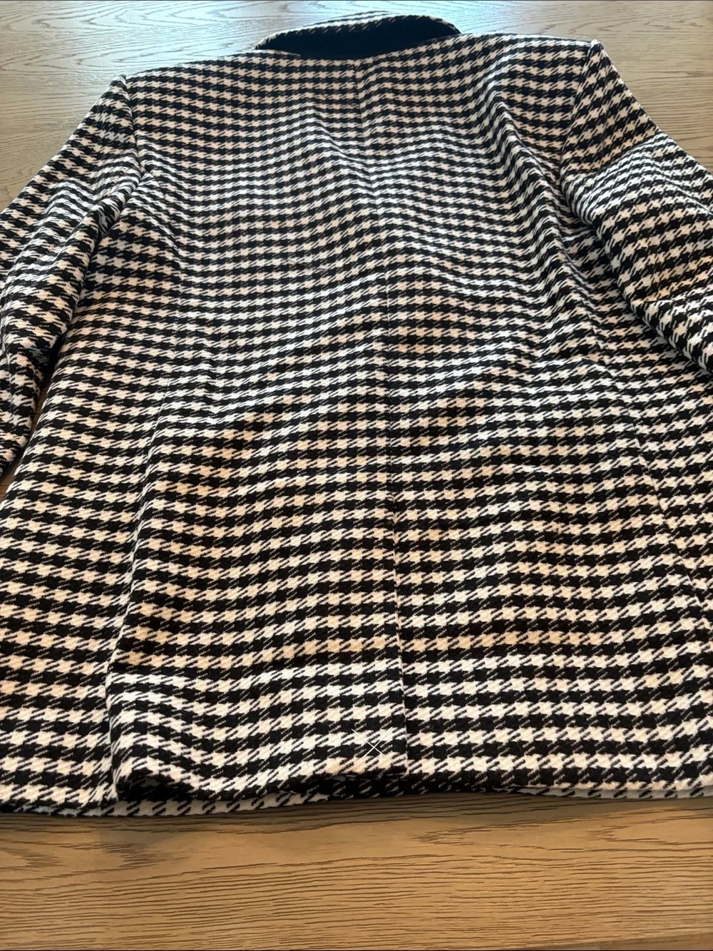 Ann Taylor Black and White Houndstooth Blazer